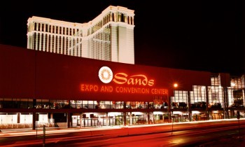 Las Vegas Sands Corp. (NYSE:LVS) Directs Review-Journal Staff to Cover Positive News