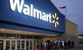 3 Positives as Wal-Mart Falls 3.29% in Premarket Trading on Thursday