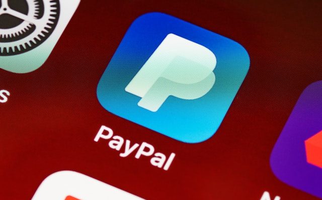 PayPal Holdings (NASDAQ:PYPL)