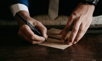 President Trump Signs Major Crypto Bill as Market Reaches $4 Trillion